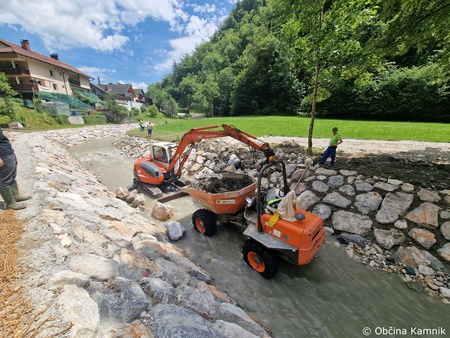 Sanacijska obnova vodotokov in hudournikov po poplavah (14)